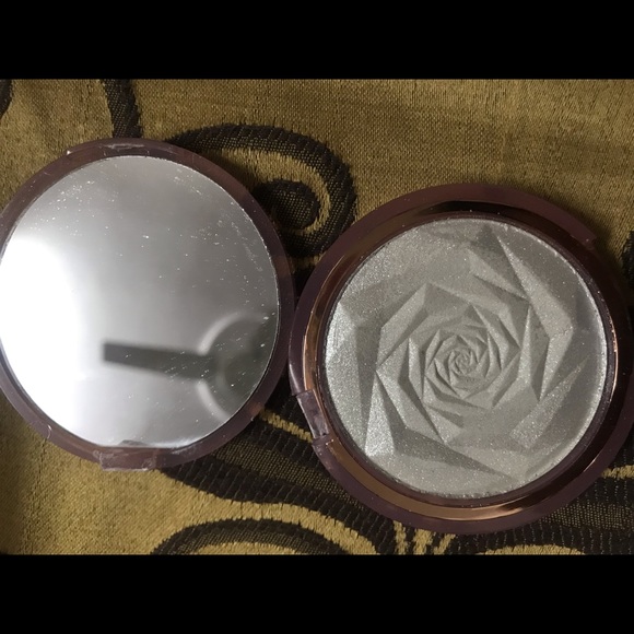 Hude beauty highlighter - Picture 4 of 6